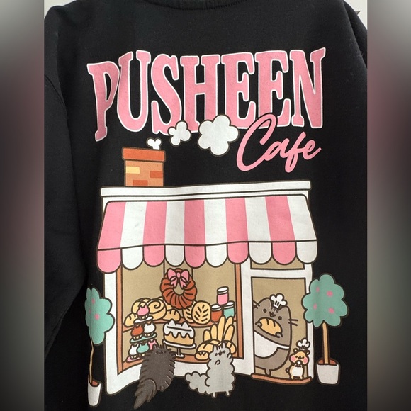 Welcome To Pusheen Cafe - Black Crewneck Pusheen "Let's Bake" sweatshirt Sz L - Picture 5 of 6